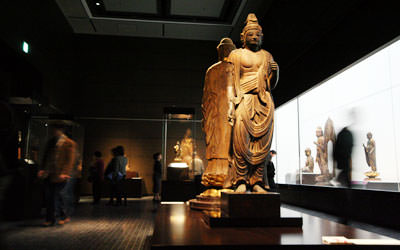 文化交流展示「６ アジア人の理想の姿」