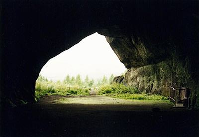北魏帝室の祭祀場 カッセン洞（2002年）