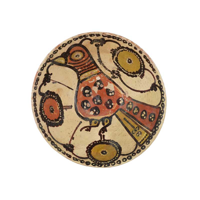 Bowl painted with bird motifs